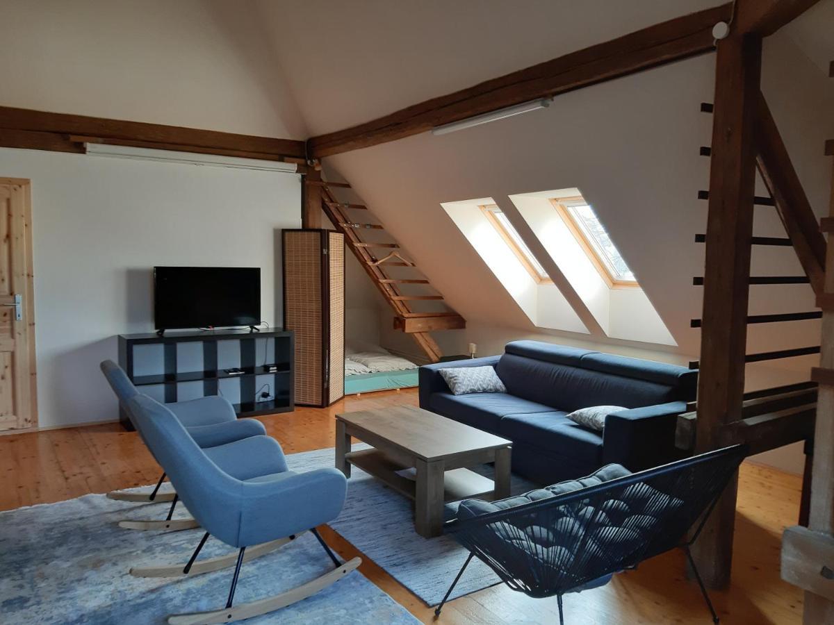 Triglav Apartment House Kranj Esterno foto